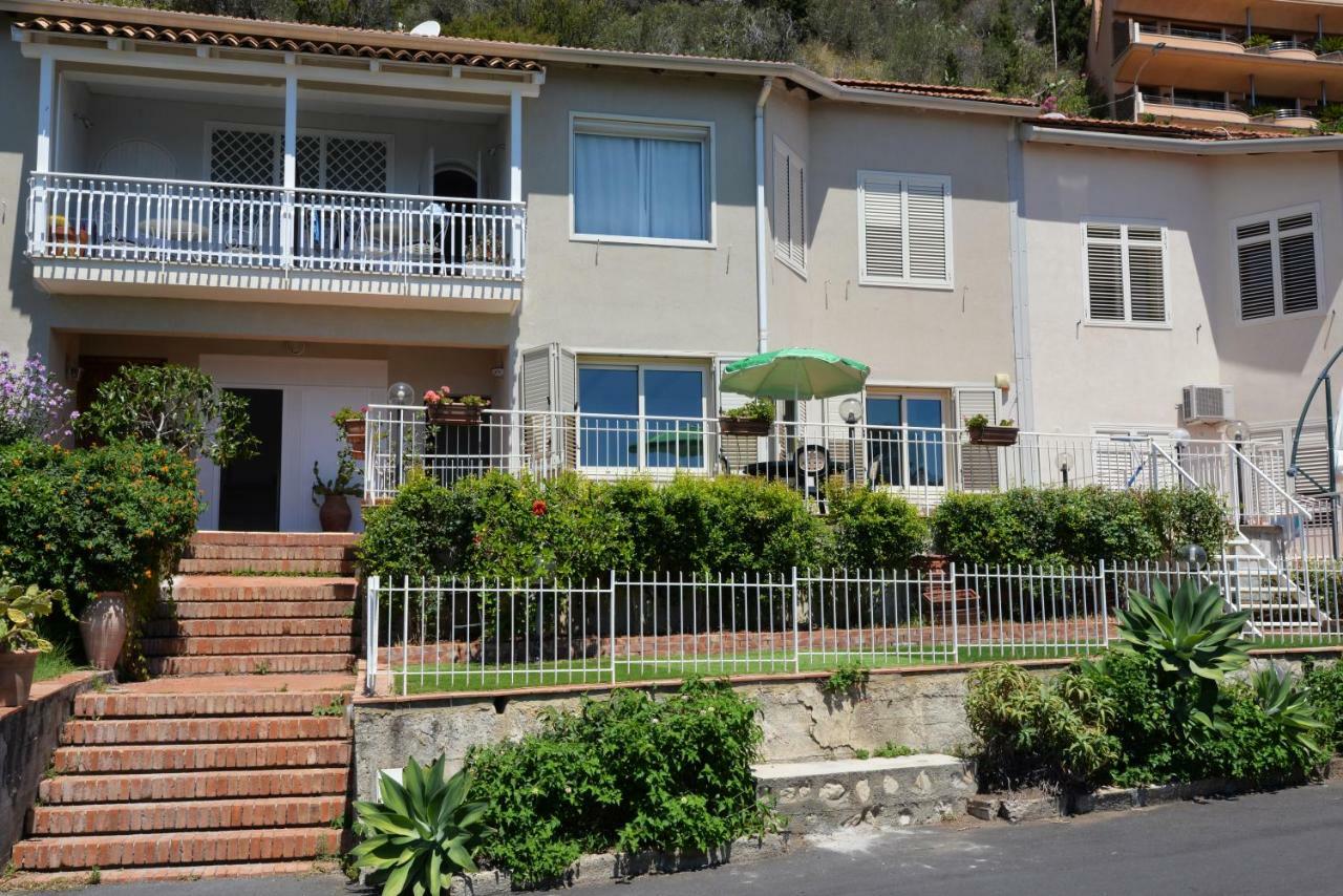 Taormina Isola Bella Apartment - Taormina Holidays Exterior foto